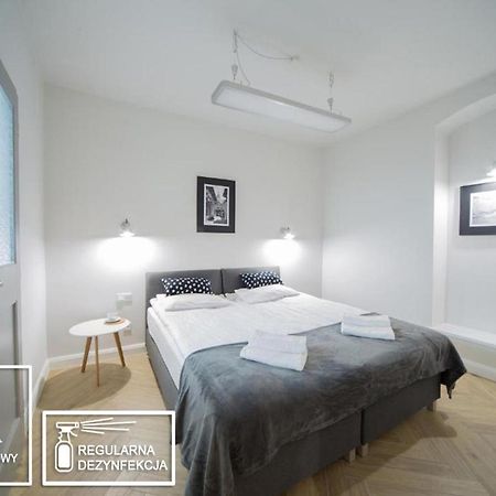 M5 Main Square Stylish One Bedroom Krakow Dış mekan fotoğraf